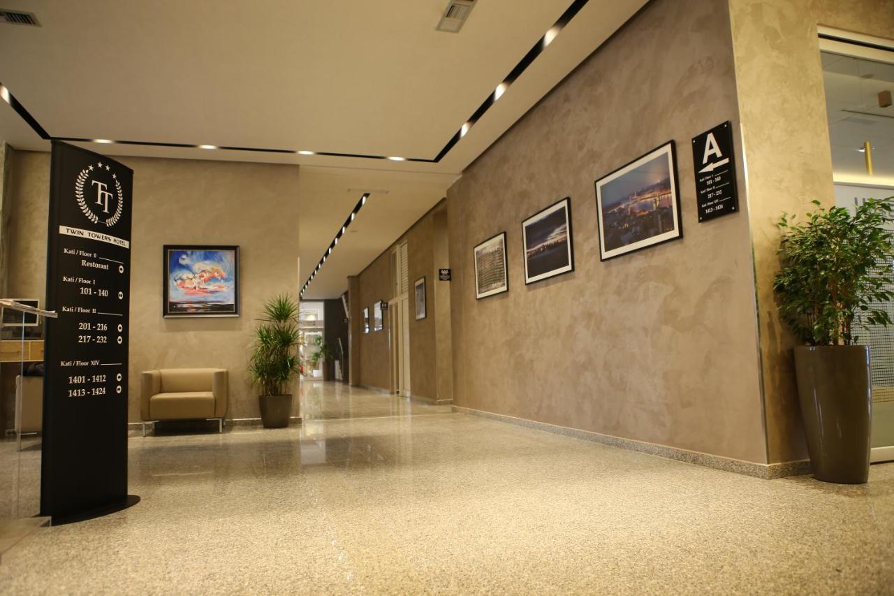 Hotel Twin Towers & 4*